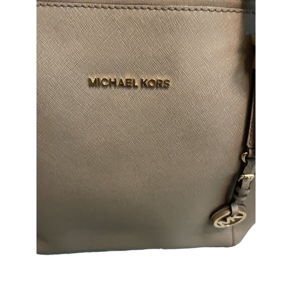 Authentic taupe Michael Kors large tote purse leather pockets Valued @ $200 - Picture 7 of 8